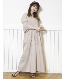 dazzlin | シャーリングギャザーフレアワンピース(ワンピース)