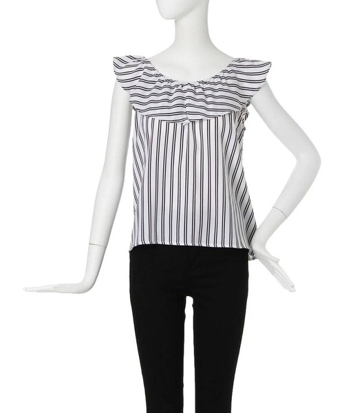 MURUA（ムルーア）の「【FEMININE】フレアフリルネックトップス（その他トップス・レディース・ブラック/ホワイト/ミックス・2/1）」の4枚目の写真