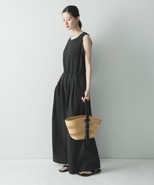 URBAN RESEARCH(アーバンリサーチ)の「『吸水速乾/UVカット』『別注』THOUSAND MILE×URBAN RESEARCH SLEEVELESS ALL IN ONE(つなぎ/オールインワン・レディース・BLACK/NAVYSTRIPE・M/L)」の8枚目の写真