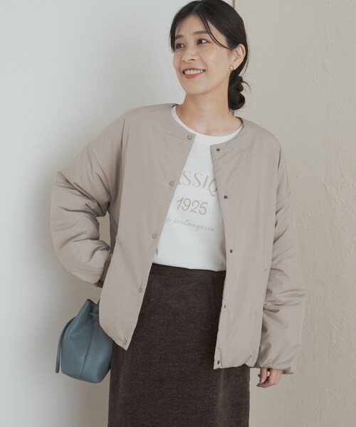 URBAN RESEARCH DOORS（アーバンリサーチドアーズ）の「『UR TECH』撥水ポケッタブル中綿ブルゾン（ブルゾン・レディース・GREIGE/CHARCOAL/BLACK・Free）」の7枚目の写真