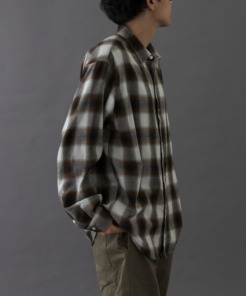 URBAN RESEARCH DOORS(アーバンリサーチドアーズ)の「FORK&SPOON ネルチェックシャツ(シャツ/ブラウス・メンズ・NAVY/BROWN/GREEN/IVORY・4/5)」の20枚目の写真