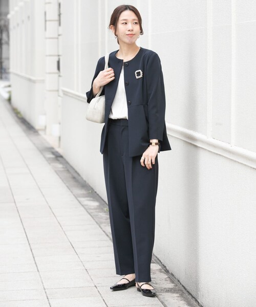 URBAN RESEARCH（アーバンリサーチ）の「ノーカラーペプラムジャケット（ノーカラージャケット・レディース・NAVY/BLACK・Free）」の22枚目の写真