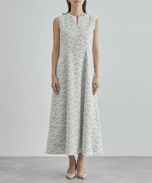 ROPE'（ロペ）の「【一部店舗限定】【ESTAR TEKSTIL】ケミカルレース×シャンタンフレアーワンピース（ワンピース・レディース・ホワイト系/ネイビー系・36/38）」の19枚目の写真