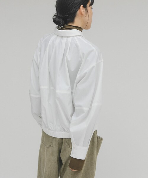 KBF（ケイビーエフ）の「コクーンフォルムシャツ（シャツ/ブラウス・レディース・OFF/BLUEst/CHARCOALst・One）」の10枚目の写真