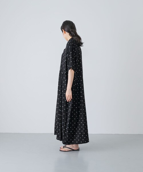 かぐれ（カグレ）の「『2サイズ展開』レーヨンモノトーンプリントワンピース（ワンピース・レディース・BLACK・0/1）」の12枚目の写真