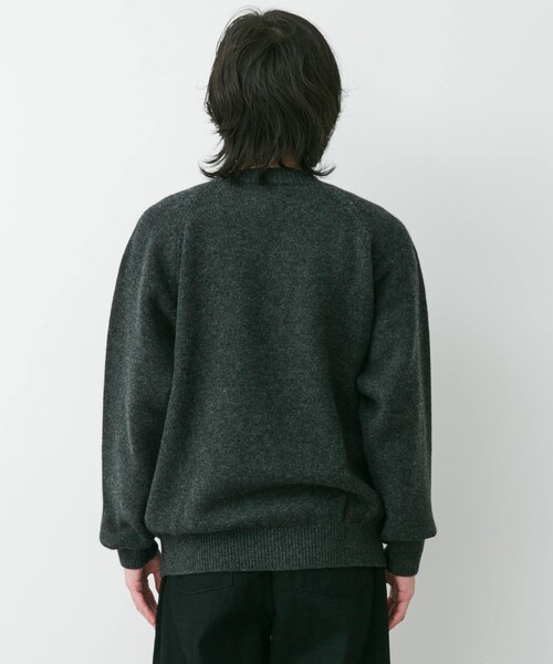 URBAN RESEARCH DOORS（アーバンリサーチドアーズ）の「YOKO SAKAMOTO　RAGLAN CREW NECK KNIT（ニット/セーター・メンズ・BLACK/BLK/GRY/CHARCOAL/BROWN・M/L）」の15枚目の写真