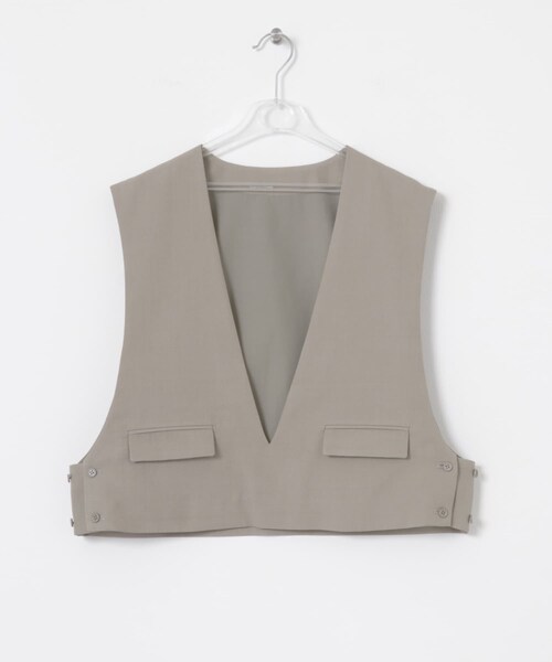 LAATO（ラート）の「layered vest（ベスト・レディース・クリーム/ナッツ・FREE）」の6枚目の写真