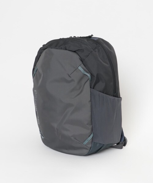 URBAN RESEARCH DOORS(アーバンリサーチドアーズ)の「patagonia Atom Day Pack 24L(バックパック/リュック・レディース・SRPO/BLK/SMDB・one)」の2枚目の写真