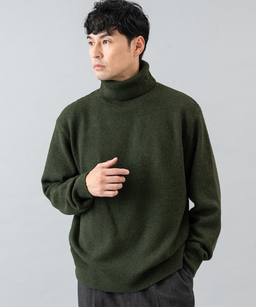 URBAN RESEARCH ROSSO（アーバンリサーチロッソ）の「ブークレストレッチタートルニット（ニット/セーター・メンズ・GREIGE/GRAY/KHAKI/BLACK/BLUE・S/M/L/XL）」の5枚目の写真
