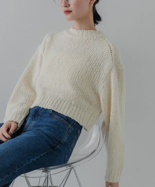 URBAN RESEARCH（アーバンリサーチ）の「バルキーブークレニット（ニット/セーター・レディース・OFF WHITE/PINK/BLACK MIX・Free）」の7枚目の写真