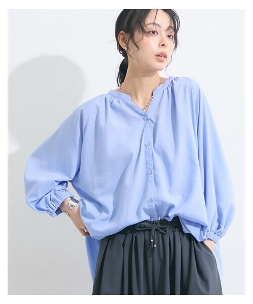 nissen（ニッセン）の「マオスキッパーブラウス（UVカット・イージーケア・通気性）＜大きいサイズ有＞（シャツ/ブラウス・レディース・オフホワイト/サックス・M/L/LL/3L/4L/5L/6L）」の2枚目の写真