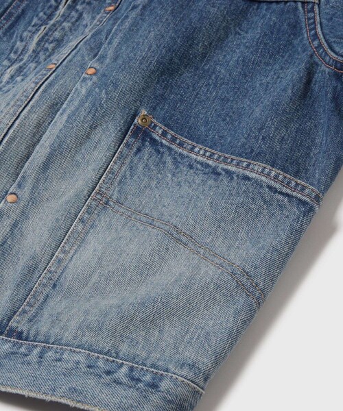 ADAM ET ROPE'(アダムエロペ)の「【KYOU/キョウ】ROEBUCK HIPPIE Type-50s Jacket by 66 Selvedge Denim(デニムジャケット・メンズ・ブルー系・1/2)」の8枚目の写真