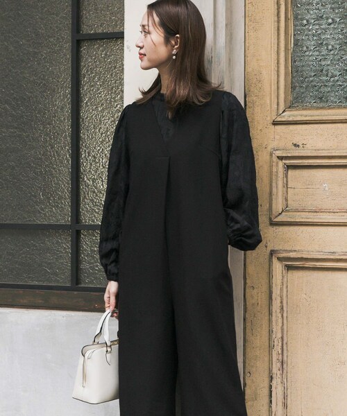 URBAN RESEARCH DOORS（アーバンリサーチドアーズ）の「Vネックタックオールインワン（つなぎ/オールインワン・レディース・BLACK・S/M）」の5枚目の写真