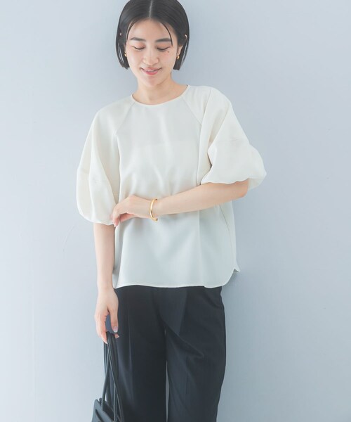 URBAN RESEARCH ROSSO（アーバンリサーチロッソ）の「クールタッチ 吸水速乾バルーンブラウス（シャツ/ブラウス・レディース・Y/GOLD/D/NAVY/IVORY・Free）」の6枚目の写真