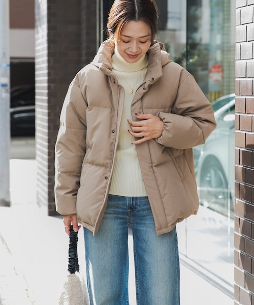 URBAN RESEARCH DOORS（アーバンリサーチドアーズ）の「ミドルダウンジャケット（その他アウター・レディース・IVORY/L.MOCHA/BLACK・M）」の3枚目の写真