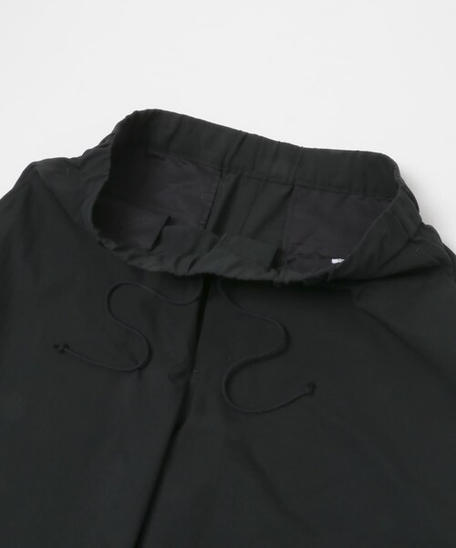 URBAN RESEARCH(アーバンリサーチ)の「THE DAY QUICK DRY STRETCH EASY PANTS(その他パンツ・メンズ・BLACK・1/2)」の4枚目の写真