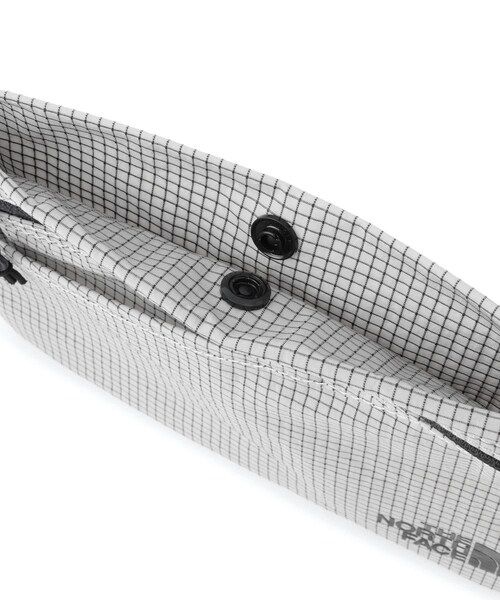 ROPE' PICNIC(ロペピクニック)の「【THE NORTH FACE/ザ・ノース・フェイス】RAFTER POUCH S SP(ショルダーバッグ・レディース・ブラック/ライトグレー・F)」の22枚目の写真