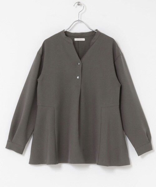 URBAN RESEARCH ROSSO（アーバンリサーチロッソ）の「『UR TECH SMOOTHLUXE』F by ROSSO　サイドペプラムブラウス（シャツ/ブラウス・レディース・BEIGE/C/GRAY/BLACK・Free）」の21枚目の写真