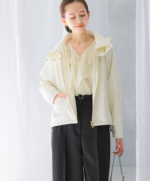 URBAN RESEARCH ROSSO（アーバンリサーチロッソ）の「『WEB限定』フードマウンテンパーカー（マウンテンパーカー・レディース・CHARCOAL/IVORY/YELLOW・FREE）」の15枚目の写真