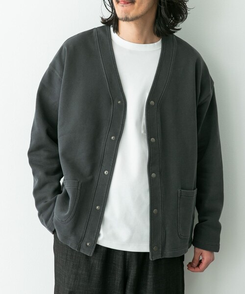 URBAN RESEARCH Sonny Label（アーバンリサーチサニーレーベル）の「スウェットVネックカーディガン（スウェット・メンズ・チャコール/ネイビー・M/L）」の11枚目の写真