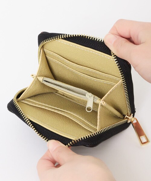 URBAN RESEARCH DOORS（アーバンリサーチドアーズ）の「Laboratorio mariucci　型押し財布（財布・レディース・BLACK/PINK/BEIGE・-）」の9枚目の写真