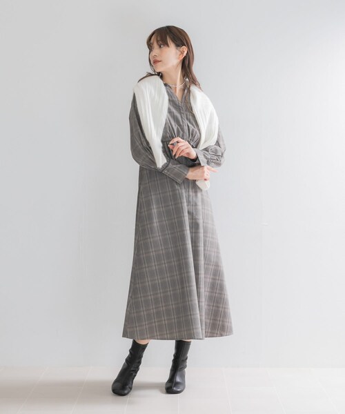 URBAN RESEARCH ROSSO（アーバンリサーチロッソ）の「『一部WEB限定カラー』バイカラーチェックナローワンピース（ワンピース・レディース・BROWN/BEIGE/NAVY・Free）」の9枚目の写真