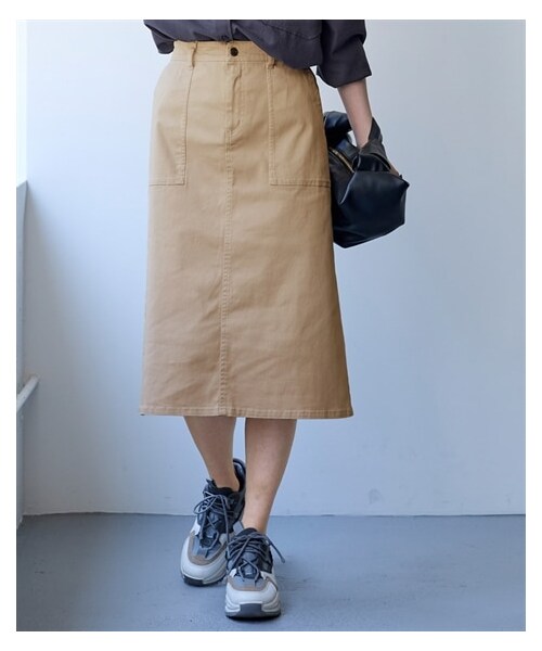 nissen（ニッセン）の「すごのびストレッチツイルベイカーデザインミディー丈スカート（ゆったりヒップ）＜大きいサイズ有＞（スカート・レディース・黒/カーキ/ライトベージュ/モカチャコール・S/M/L/LL/3L/4L/5L/6L/8L/10L）」の8枚目の写真