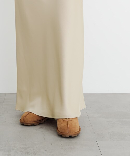 URBAN RESEARCH（アーバンリサーチ）の「UGG　COQUETTE（スリッポン・レディース・GREY/CHESTNUT・6/7/8）」の14枚目の写真