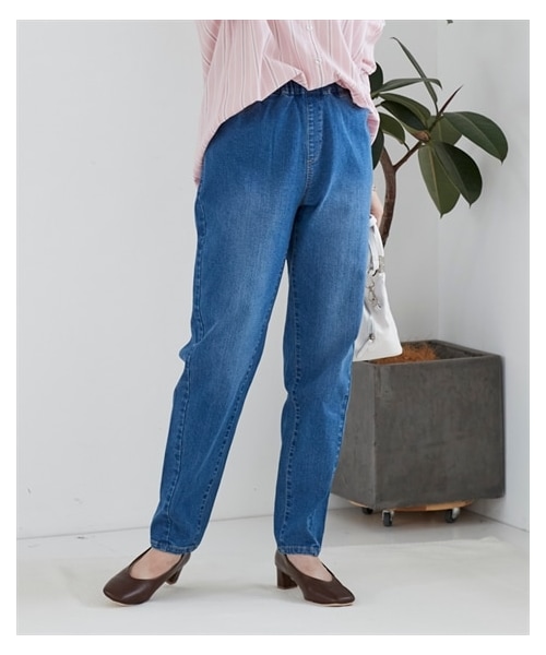 nissen（ニッセン）の「＜大きいサイズ＞超ラクチンデニムテーパードレギンスパンツ（ゆったりヒップ）（選べる２レングス）（パンツ・レディース・ユーズドブルー/オーバーダイベージュ/ブラック・L/LL/3L/4L/5L/6L/8L/10L）」の16枚目の写真