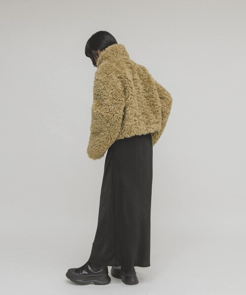 KBF（ケイビーエフ）の「クラッシュサテンナロースカート（スカート・レディース・BEIGE/CHARCOAL/BLACK・One）」の9枚目の写真