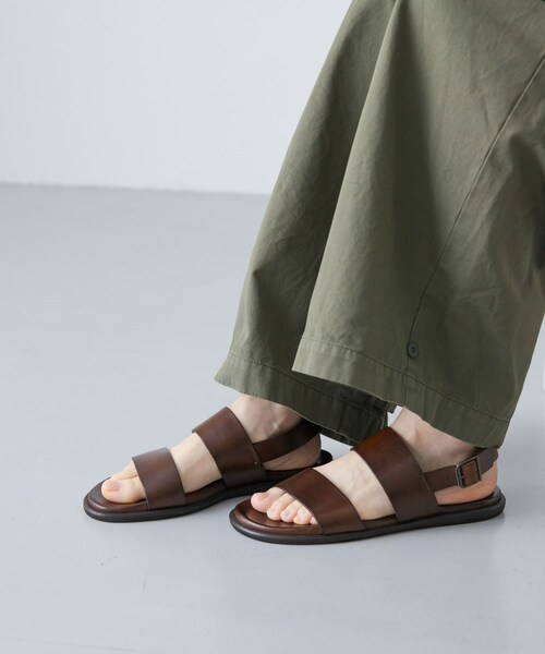 かぐれ（カグレ）の「CORSO ROMA, 9　DOUBLE STRAP SANDAL（サンダル・レディース・MOGARO/NERO・36/37/38）」の13枚目の写真