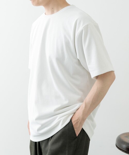 ITEMS URBANRESEARCH（アイテムズ アーバンリサーチ）の「『UVカット』汗染み防止×吸水速乾Tシャツ（Tシャツ/カットソー・メンズ・WHT/OLV/CHA・M/L）」の8枚目の写真
