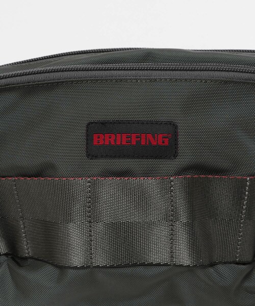 URBAN RESEARCH DOORS(アーバンリサーチドアーズ)の「BRIEFING BS BOX SHOULDER S AG(ショルダーバッグ・メンズ・BLACK/DARK GRAY・FREE)」の11枚目の写真