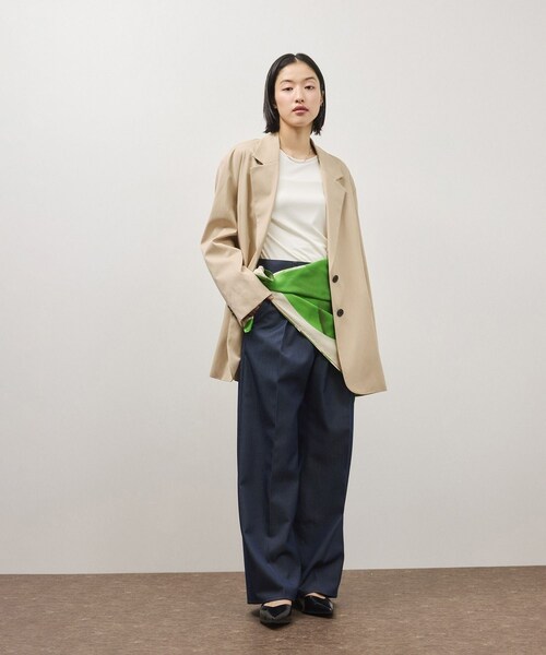 ADAM ET ROPE'（アダムエロペ）の「シルキーリラックスジャケット（テーラードジャケット・レディース・ブラック/ベージュ・36/38）」の7枚目の写真