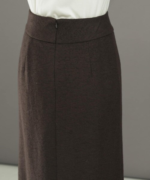 URBAN RESEARCH ROSSO（アーバンリサーチロッソ）の「ウール混ブークレストレートスカート（スカート・レディース・BLUE/CAMEL/CHARCOAL・36/38）」の16枚目の写真