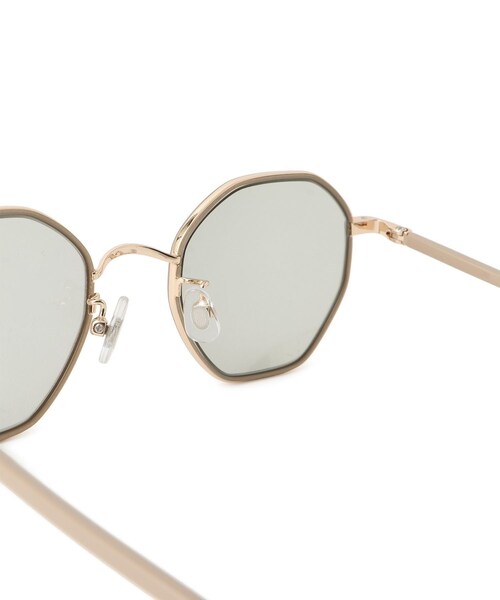 ADAM ET ROPE'（アダムエロペ）の「オクタゴンメタルフレームUVカットグラス（サングラス・レディース・ブラウン/ベージュ・F）」の10枚目の写真