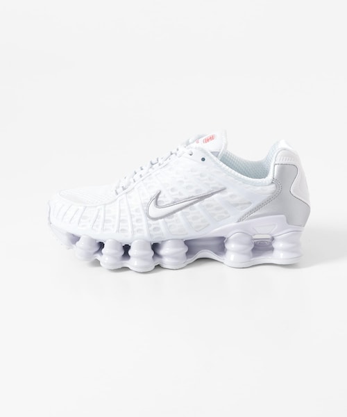 URBAN RESEARCH Sonny Label（アーバンリサーチサニーレーベル）の「NIKE　ウィメンズショックスTL（スニーカー・レディース・002ブラック/100ホワイト・23/23.5/24/24.5）」の4枚目の写真