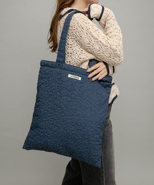 URBAN RESEARCH Sonny Label（アーバンリサーチサニーレーベル）の「LE VERNIS　Sub tote bag（トートバッグ・レディース・ネイビー/ライトベージュ/ブラック・one）」の4枚目の写真