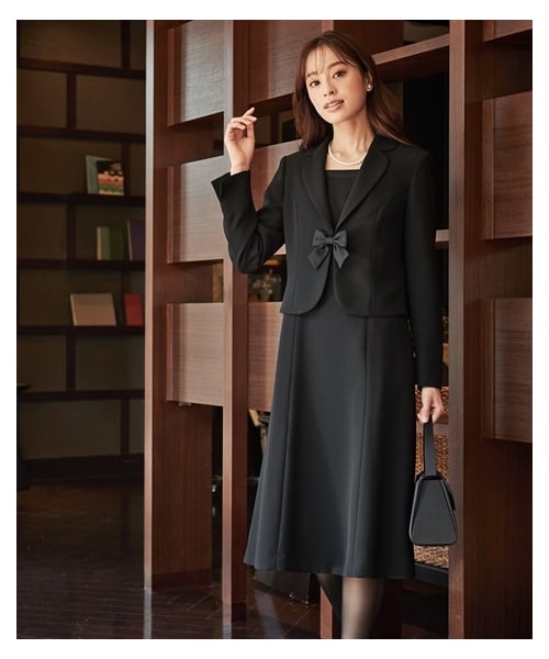 nissen（ニッセン）の「【喪服・礼服】防しわテーラードアンサンブル（ジャケット＋前開きセミフレアワンピース）（オールシーズン対応）＜大きいサイズ有＞（フォーマルスーツ/小物・レディース・W=黒/(ダミー)黒・7AR/9AR/11AR/13AR/15AR/17ABR/19ABR/21ABR/23ABR/26ABR/30ABR/34ABR/38ABR/42ABR/46ABR/(ダミー)19/(ダミー)21/(ダミー)23/(ダミー)26/(ダミー)30/(ダミー)34/(ダミー)38/(ダミー)42/(ダミー)46）」の15枚目の写真