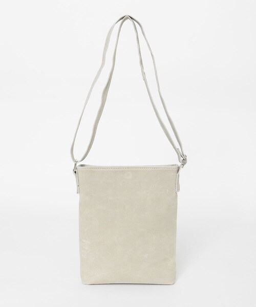 ITEMS URBANRESEARCH（アイテムズ アーバンリサーチ）の「PIG LEATHER ミニショルダーバッグ（ショルダーバッグ・メンズ・BLK/BEG/GRY・-）」の17枚目の写真