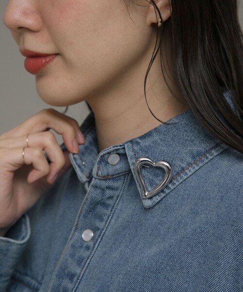 URBAN RESEARCH Sonny Label（アーバンリサーチサニーレーベル）の「ハートブローチ（ブローチ/コサージュ・レディース・シルバー/ゴールド・one）」の4枚目の写真
