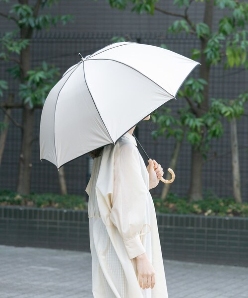 SMELLY（スメリー）の「because　晴雨兼用パイピング長傘（長傘・レディース・BEG/BLK・FREE）」の18枚目の写真
