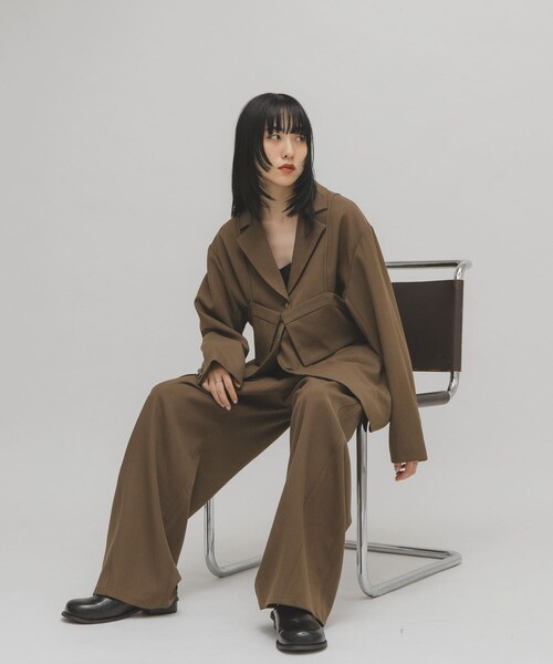 KBF（ケイビーエフ）の「ビスチェSETテーラードジャケット（テーラードジャケット・レディース・BLACK/BROWN・One）」の15枚目の写真