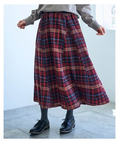nissen（ニッセン）の「チェック柄切替フレアスカート【Otona Purete】（スカート・レディース・赤系/ネイビー系・M/L/LL/3L/4L/5L/6L）」の15枚目の写真