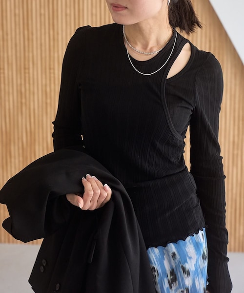 ROPE'(ロペ)の「【HAKUJI(ハクジ)】WIDE RIB LAYERED LS PO|レイヤード長袖カットソー(Tシャツ/カットソー・レディース・ブラック/ホワイト・F)」の4枚目の写真