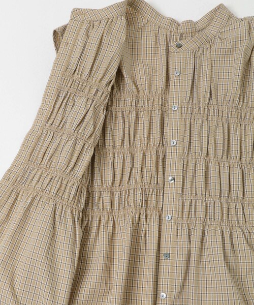 URBAN RESEARCH ROSSO（アーバンリサーチロッソ）の「CHIGNON　チェックシャーリングフレンチブラウス（シャツ/ブラウス・レディース・BROWN/BEIGE・Free）」の7枚目の写真