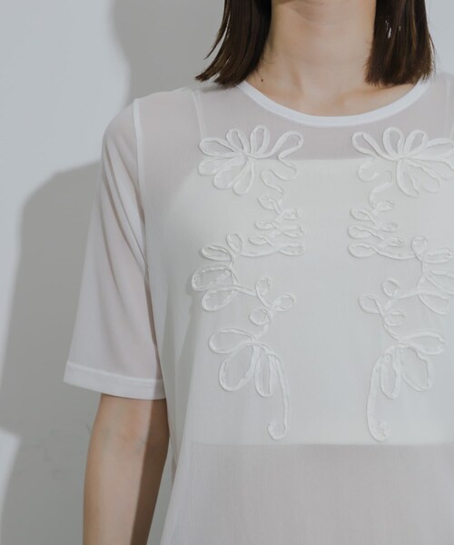 SENSE OF PLACE by URBAN RESEARCH（センスオブプレイスバイアーバンリサーチ）の「コードシシュウカットトップ（Tシャツ/カットソー・レディース・CHARCOAL/IVORY/BROWN・one）」の15枚目の写真