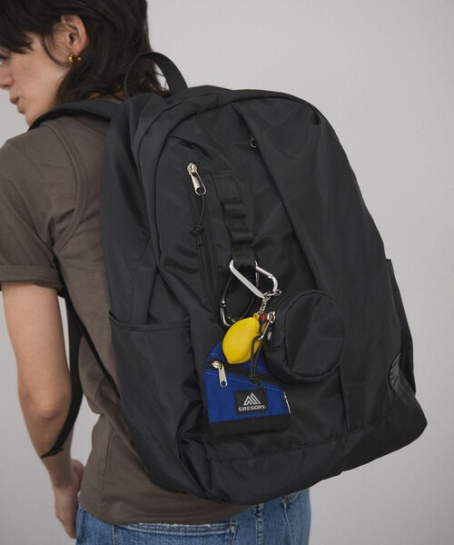 ADAM ET ROPE'(アダムエロペ)の「【WEB限定】ラウンドポーチ&エコバッグ付きリュック(バックパック/リュック・レディース・ブラック/グレー/グレー系・F)」の19枚目の写真