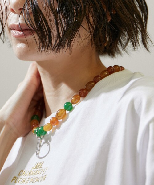 ADAM ET ROPE'（アダムエロペ）の「【La Maison de Lyllis（メゾンドリリス）】HATKEEPER（ネックレス・レディース・ホワイト系/ブラウン系/キャメル・F）」の14枚目の写真