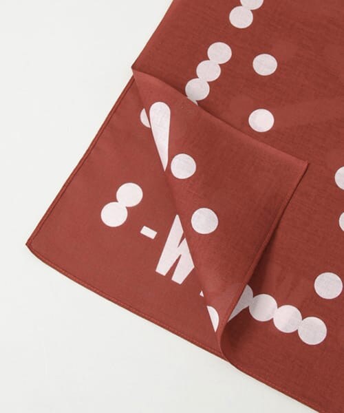 URBAN RESEARCH（アーバンリサーチ）の「UNDERCONSTRUCTION BANDANA∴（バンダナ/スカーフ・メンズ・BURGUNDY/CHARCOAL/GREEN・-0）」の8枚目の写真